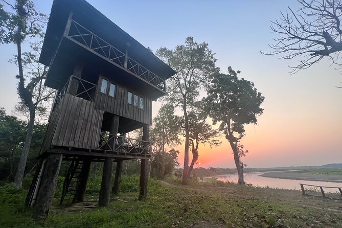Jungle Towernight Stay: 4-Day Tour in Chitwan National Park - Start and End Time Information