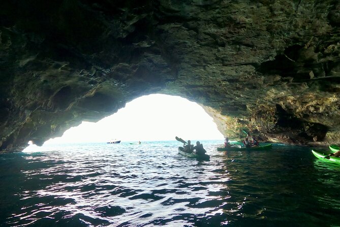 Kayak and Canoe Tour in Leuca and the Ponente Caves - Overview and Location