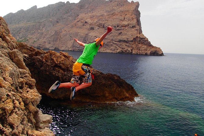 Kayak & Coasteering - What to Expect
