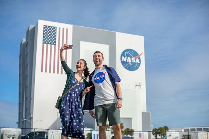 Kennedy Space Center Small Group VIP Experience - Photo Stops at Launch Pads and Assembly Building