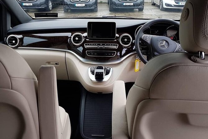 Killarney To Shannon Airport Small Group Private Chauffeur Transfer - Benefits of Choosing a Small Group Transfer