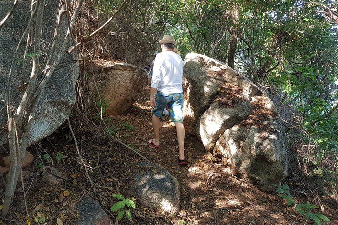 La Roqueta Island Hiking Snorkeling & Beach Brake Lunch & Drink - Pricing and Booking Details
