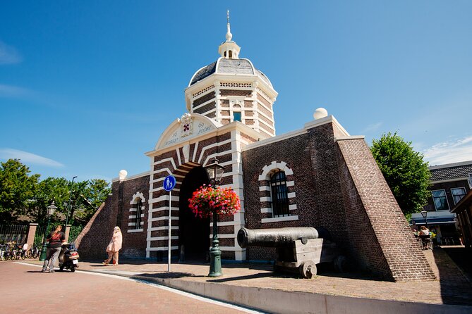 Leiden City Tour With Live Guide in Netherlands - Pickup and Drop-off Information