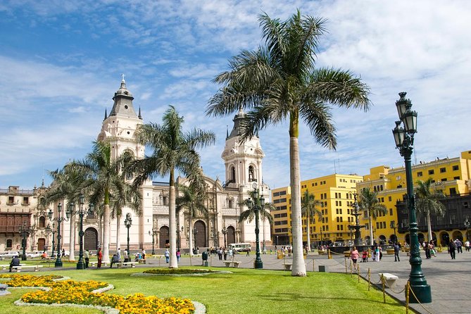 Lima Walking City Tour With Catacombs Visit (Transport Included) - Overview of Lima Walking City Tour