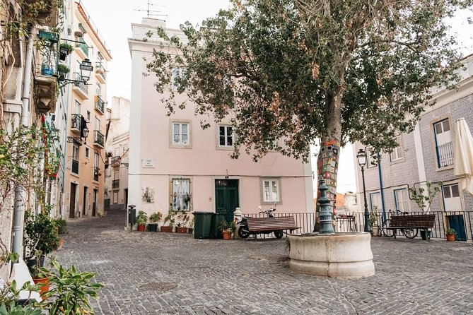 Lisbon Fado History Cultural Walking Tour - Fados Cultural Significance