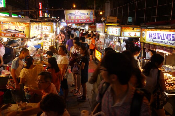 Local Favorites: Taiwan Night Market Food Tour in 2 Hours - Food Options Available