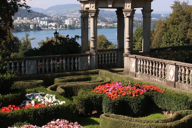 Lucerne Lakeside and Villas Private Walking Tour - Half-Day Walking Tour in Lucerne