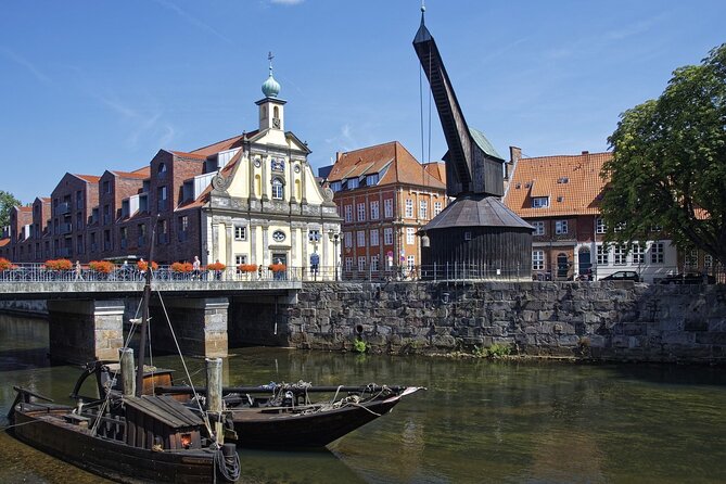 Lüneburg Private Guided Walking Tour With a Professional Guide - Overview of Lüneburg Private Guided Walking Tour