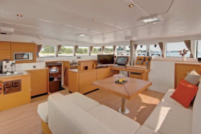 Luxury Hawaiian Sea Turtle, Dolphin Sail and Kona Snorkel - Overview and Inclusions