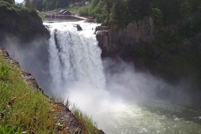 Luxury Leavenworth Day Trip Through the Cascade Mountains - Tour Overview and Itinerary