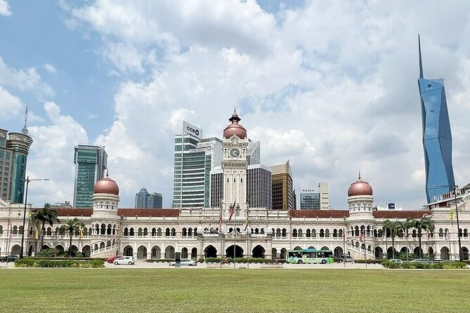 LUXURY Private Day Tour: Kuala Lumpur & Malacca From Singapore by Licensed Guide - Pricing and Booking Details