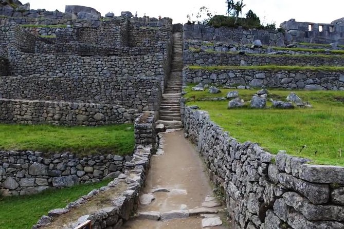 Machu Picchu: Guided Tour  - Sacred Valley - Overview and Features of the Guided Tour