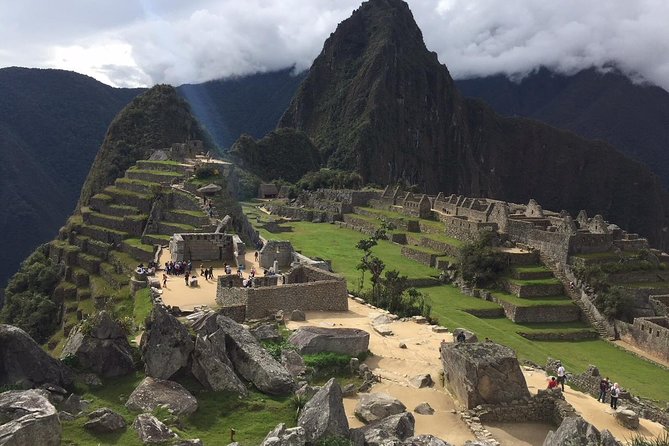 Machu Picchu Private Guide Service From Aguas Calientes - Overview of Machu Picchus Significance