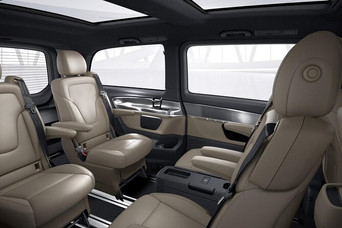 Malaga Airport (Costa Del Sol) Private Arrival Transfer - Overview of the Service