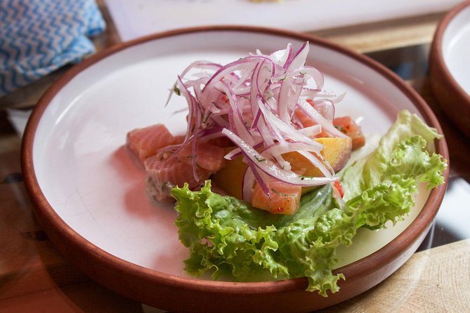 Market Tour and Gourmet Peruvian Cooking Lesson With a Professional in Urubamba - Experience Overview