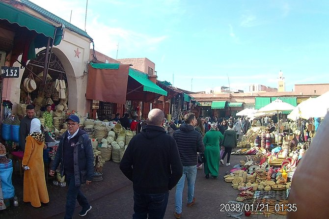Marrakech Souks & Spice Markets Private Half-Day Walking Tour - Discovering Hidden Spots and Traditional Handicrafts