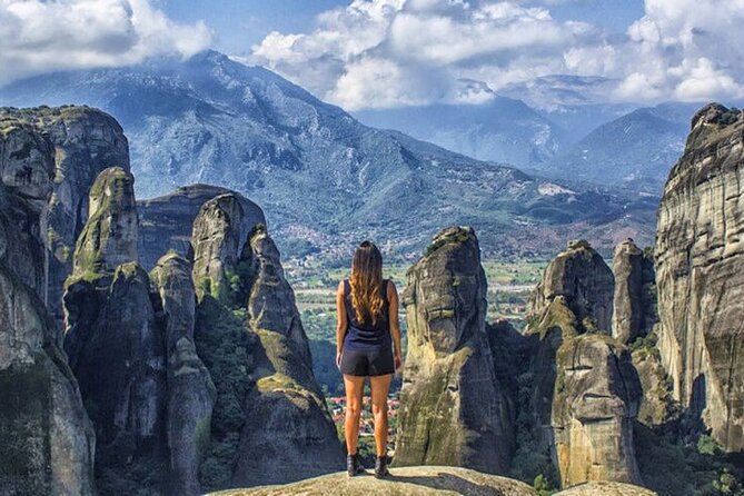Meteora Highlights in English - Train Tour - Local Agency - Spectacular Monasteries