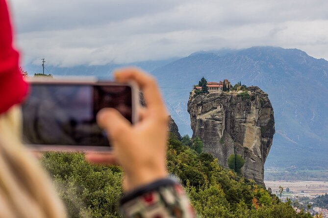 Meteora Monasteries Half-Day Small Group Tour With Transport - Pickup and Cancellation Policy