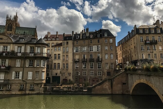 Metz Scavenger Hunt and Best Landmarks Self-Guided Tour - Tour Overview and Details
