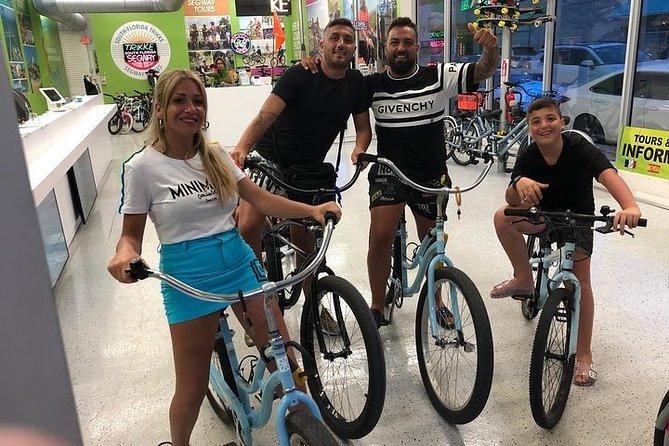 Miami Beach Bicycle Rental - Date and Travelers