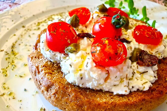 Miss Anna Cooking Class With Wines in Santorini - Greek Cuisine Experience in Santorini