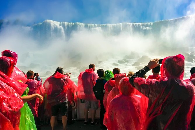 Mississauga To Niagara Falls Day Tour (Includes Boat Cruise & Wine Tasting) - Pickup and Drop-off
