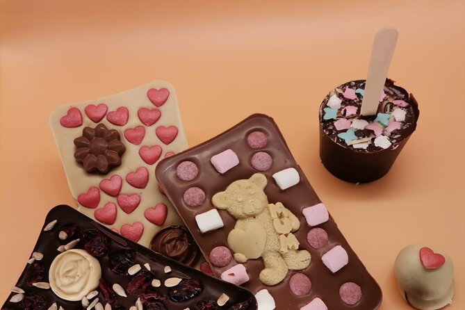 Mother & Child Chocolate Making Workshop in Windsor - Overview and Accessibility