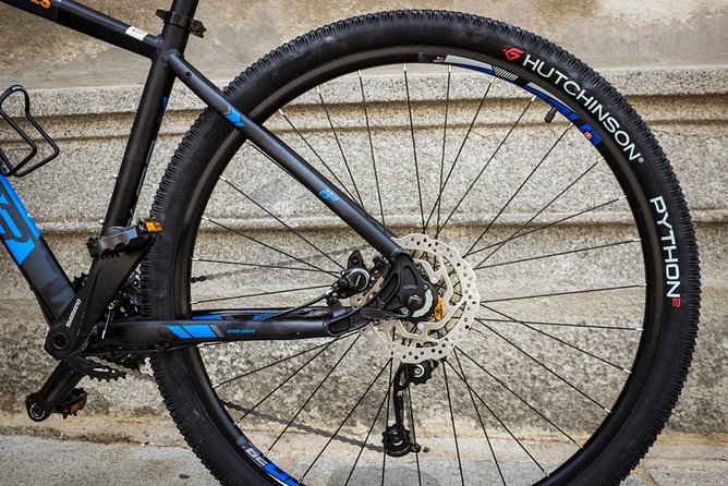 Mountain Bike RENTAL One Day (24 Hours) All Extras Included. - Booking and Requirements