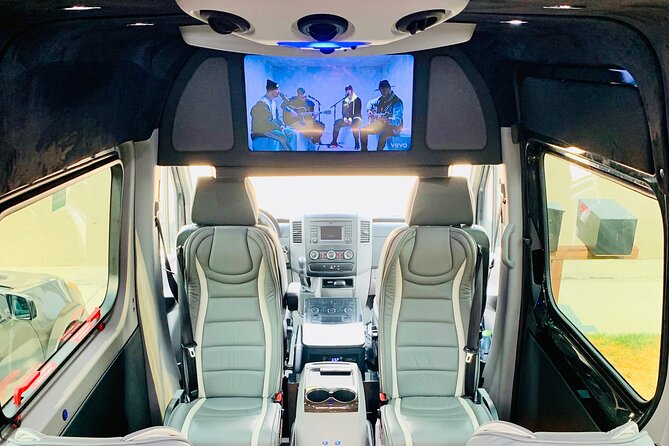 Napa and Sonoma Limo up to 8 People - Directions