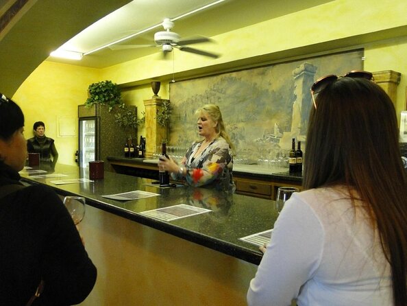 Napa Valley Wineries Tour Including Picnic Lunch - Positive Experiences