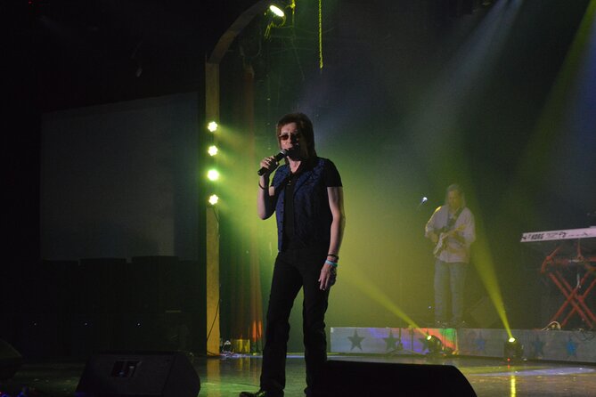 Nashville Roadhouse Live Concert - Overview and Features