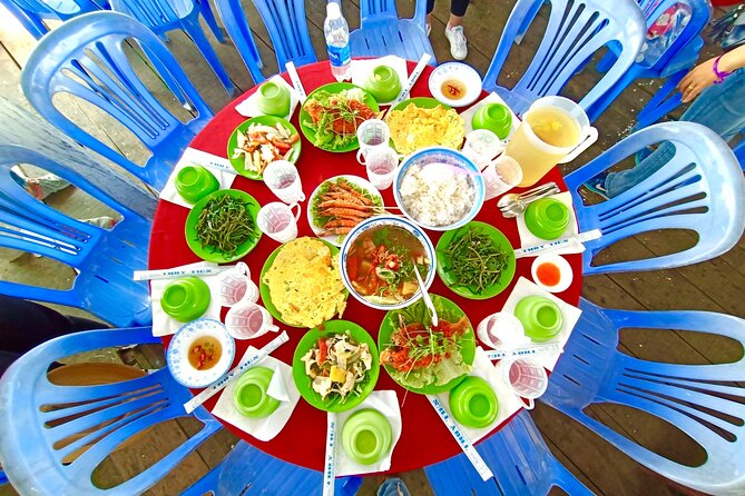 Nha Trang Island Tour Plus Parasailing Included Lunch - Delicious Lunch on the Island
