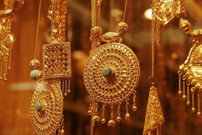 Old Dubai Shopping Tour (Textile, Spice and Gold Souq) - Common Questions