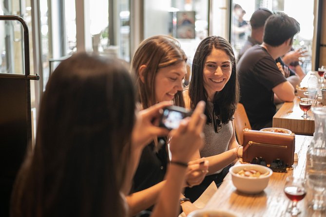 Old Montreal Food & Drink Tour by Local Montreal Food Tours - Meeting and Pickup Information