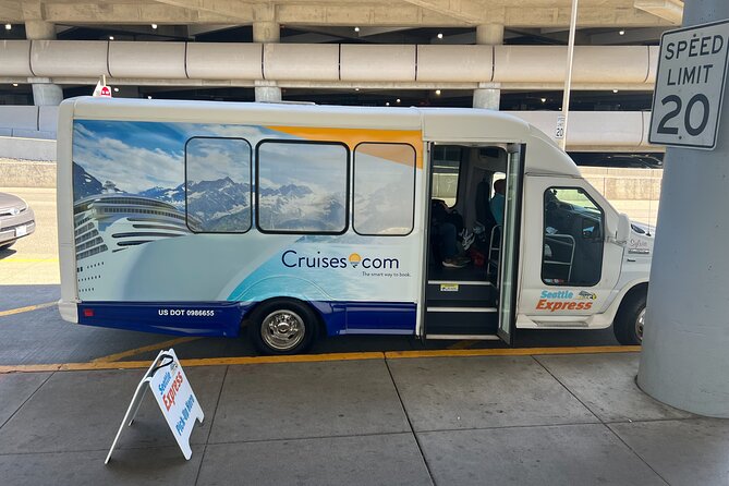 One-Way Transfer: SeaTac Airport to Seattle Cruise Piers 66 & 91 - Airport Pick-Up