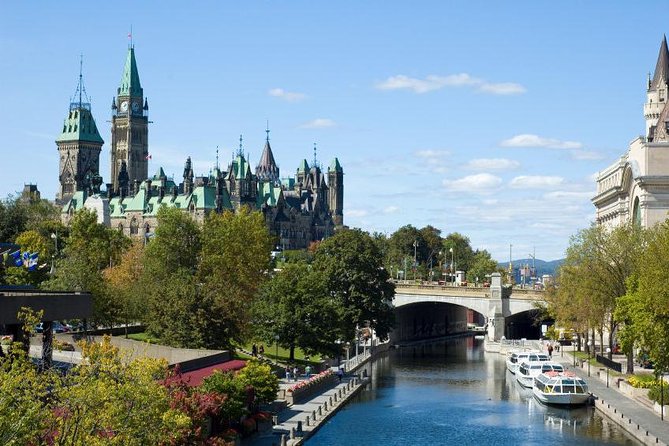 Ottawa City Tour by Land and Water - Unique Water Experience
