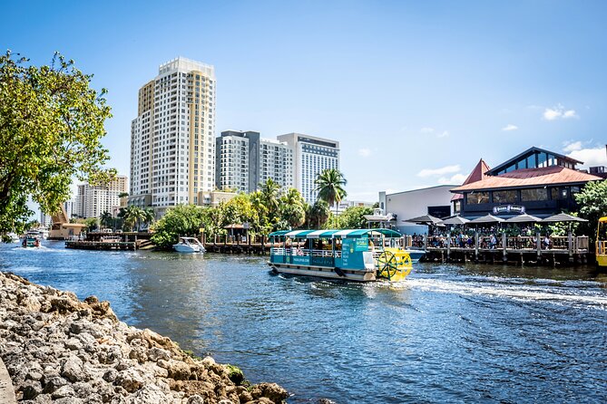 Paddle Boat Sandbar Splash and Yacht Tour in Fort Lauderdale - Overview and Features