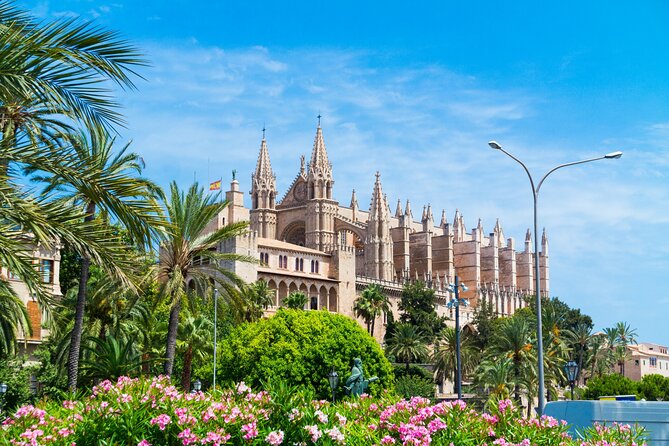 Palma De Mallorca Self-Guided Scavenger Hunt - Meeting and Pickup