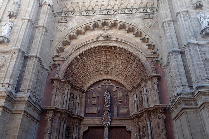 Palma - Private Historic Walking Tour - Overview of Palma De Mallorca