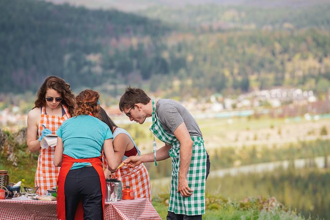 Peak Nic - a Hike and an Outdoor Cooking Lesson - Pricing and Booking