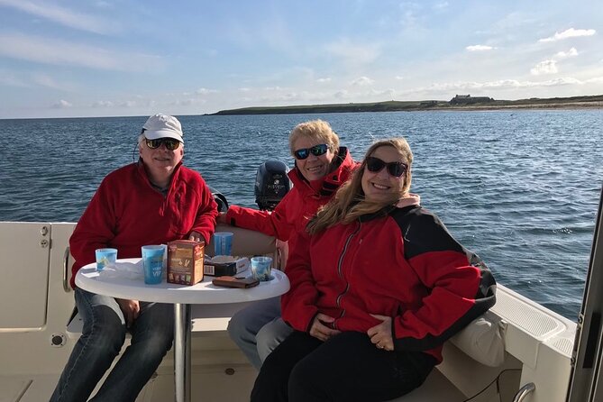 Pic-Nic Boat Tour - Meeting and Pickup