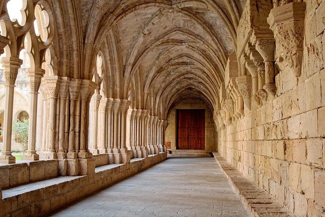 Poblet, Wines & Sitges Private Tour - Hotel Pick up From Salou/Tarragona - Meeting and Pickup Points