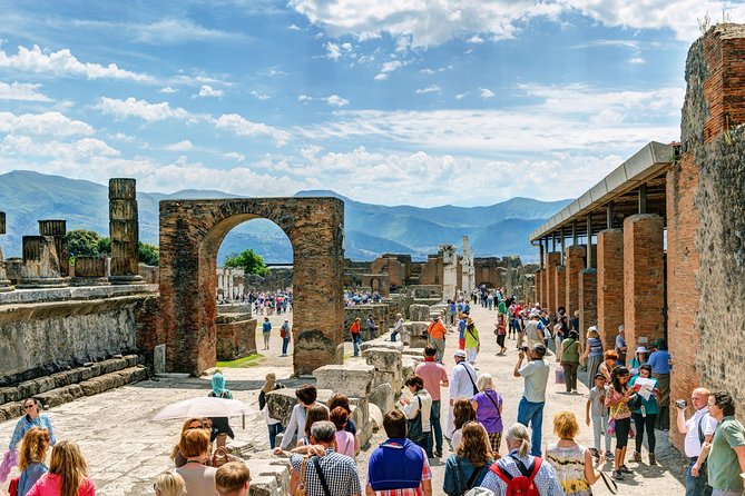 Pompeii Private Skip-the-Line Half-Day Tour With Archeologist  - Positano - Importance of Private Tours With Archaeologists