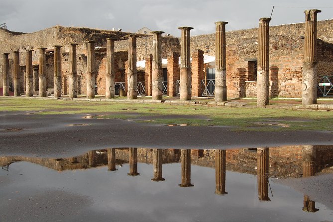 Pompeii Walking Tour - Visual Experience