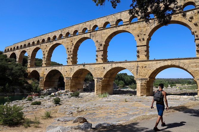 Pont Du Gard to Villeneuve Les Avignon & Châteauneuf Du Pape Wine Private Tour - Tour Overview and Highlights