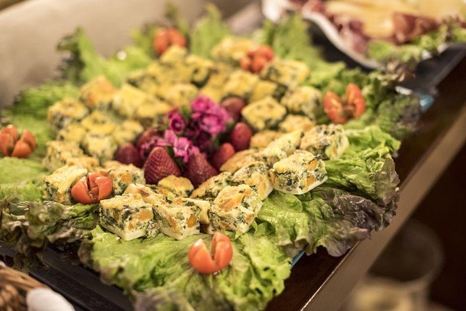 Portuguese Traditional Cuisine: DINNER OR TAPAS - Overview of Portuguese Traditional Cuisine