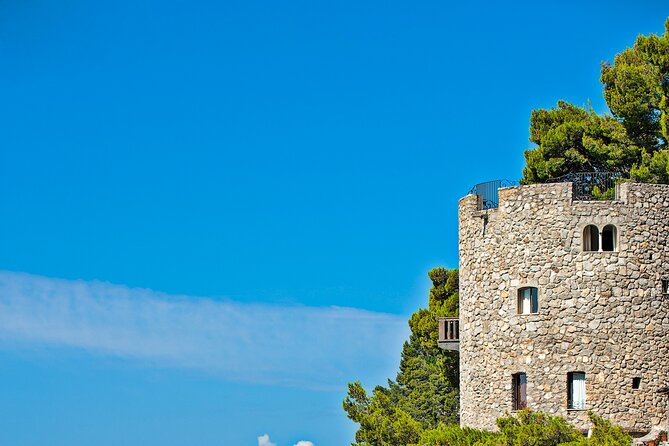Positano Walking Tour With a Local Guide - Inclusions and Refunds