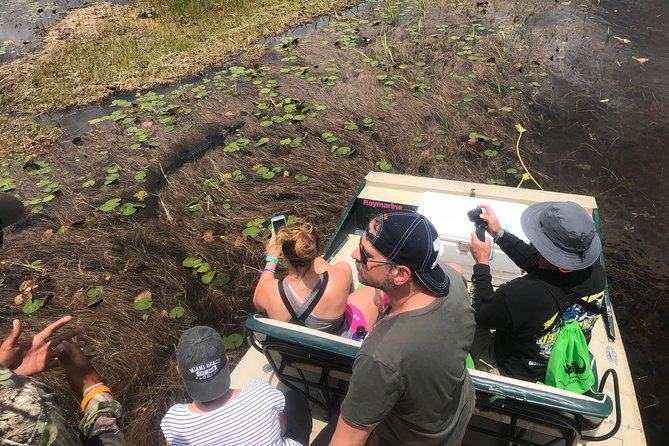Private 1-Hour Airboat Tour of Miami Everglades - Boat Trip Through Alligator-Lined Waterways