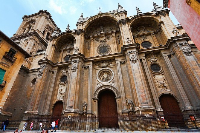 Private 3-Hour Tapas Tour of Granada - Tour Details