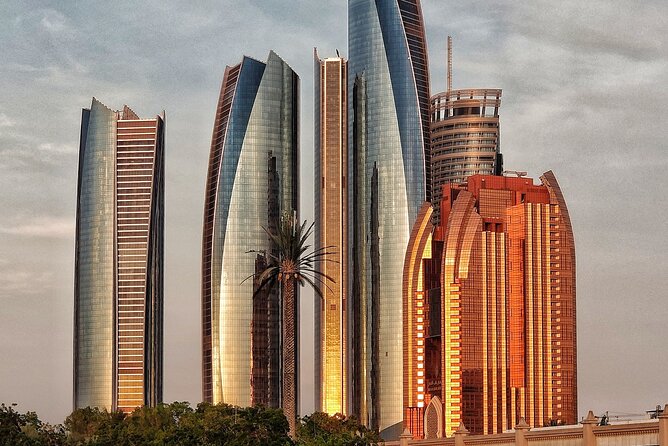 Private Abu Dhabi City Tour With National Aquarium - Tour Highlights